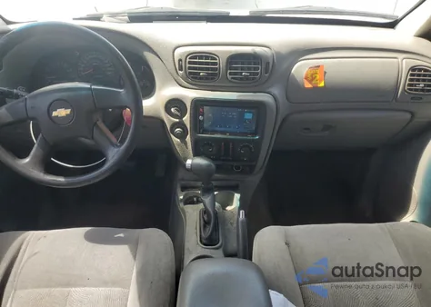 2005 Chevrolet Trailblazer Ls z USA, uszkodzony, nr VIN 1GNDT13S152181088